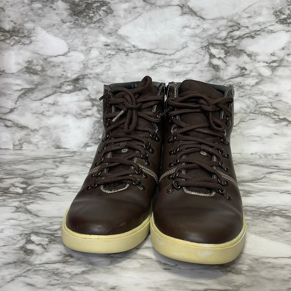 Timberland Men's Black and Brown Boots leather sneakers size 10